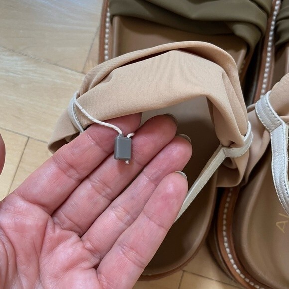 Alysi Leather Platform Shoes 39 NWOB - Picture 7 of 16